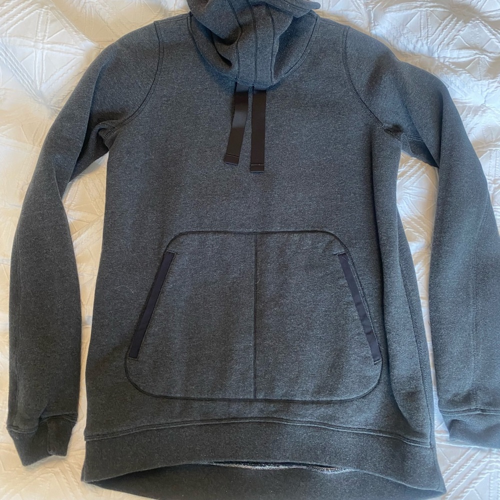 Lululemon Avenue Pullover